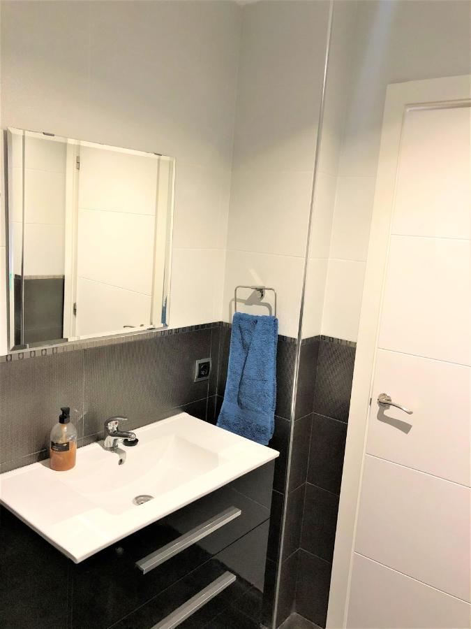 Precioso Apartamento Frente Al Mar Benalbeach Apartment Беналмадена Екстериор снимка